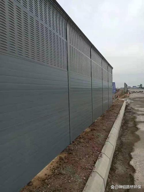 南昌设备亚克力隔音围挡价格全解析 隔音设备的成本与选型指南
